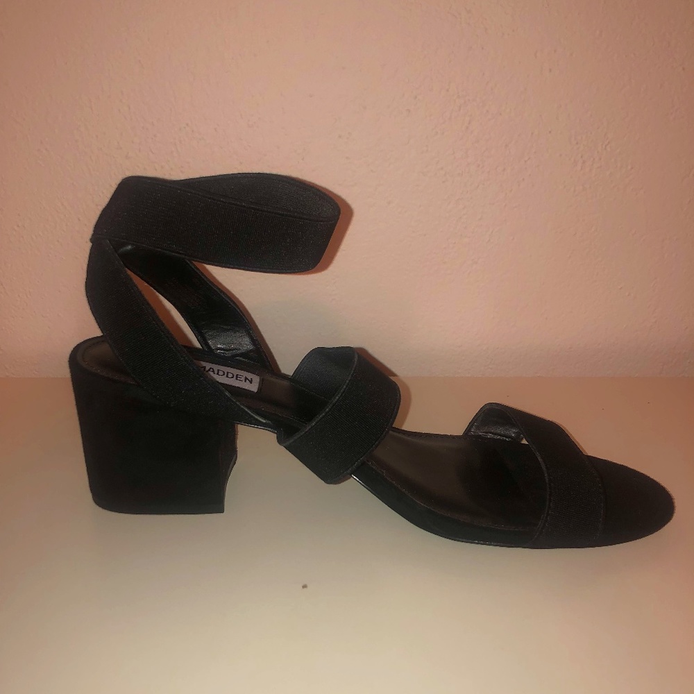 Steve Madden Isolate